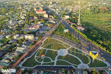 Đến Buôn Ma Thuột làm việc được trợ cấp nửa tỷ, lương 50 triệu đồng/tháng