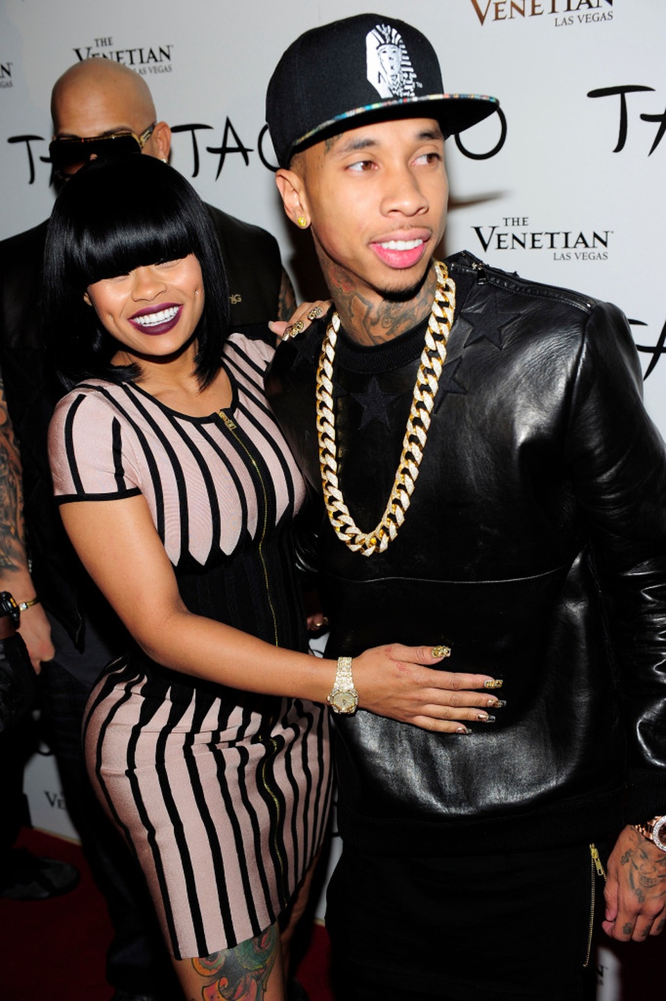 Bạn gái rapper gốc Việt Tyga liên tục mặc mát mẻ ra phố - 8 Bạn gái rapper gốc Việt Tyga liên tục mặc mát mẻ ra phố - 8