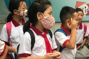 Dịch virus Corona: Khoảng 2 triệu học sinh Hà Nội tạm thời chưa nghỉ học