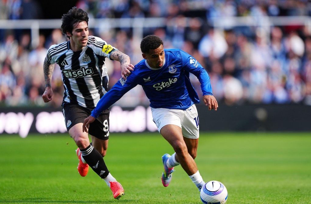 Chelsea, Newcastle giành vé dự Champions League - 3 Chelsea, Newcastle giành vé dự Champions League - 3