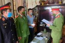 Bắt cựu cán bộ ngân hàng bị tố lừa đảo, chiếm đoạt gần 20 tỷ đồng