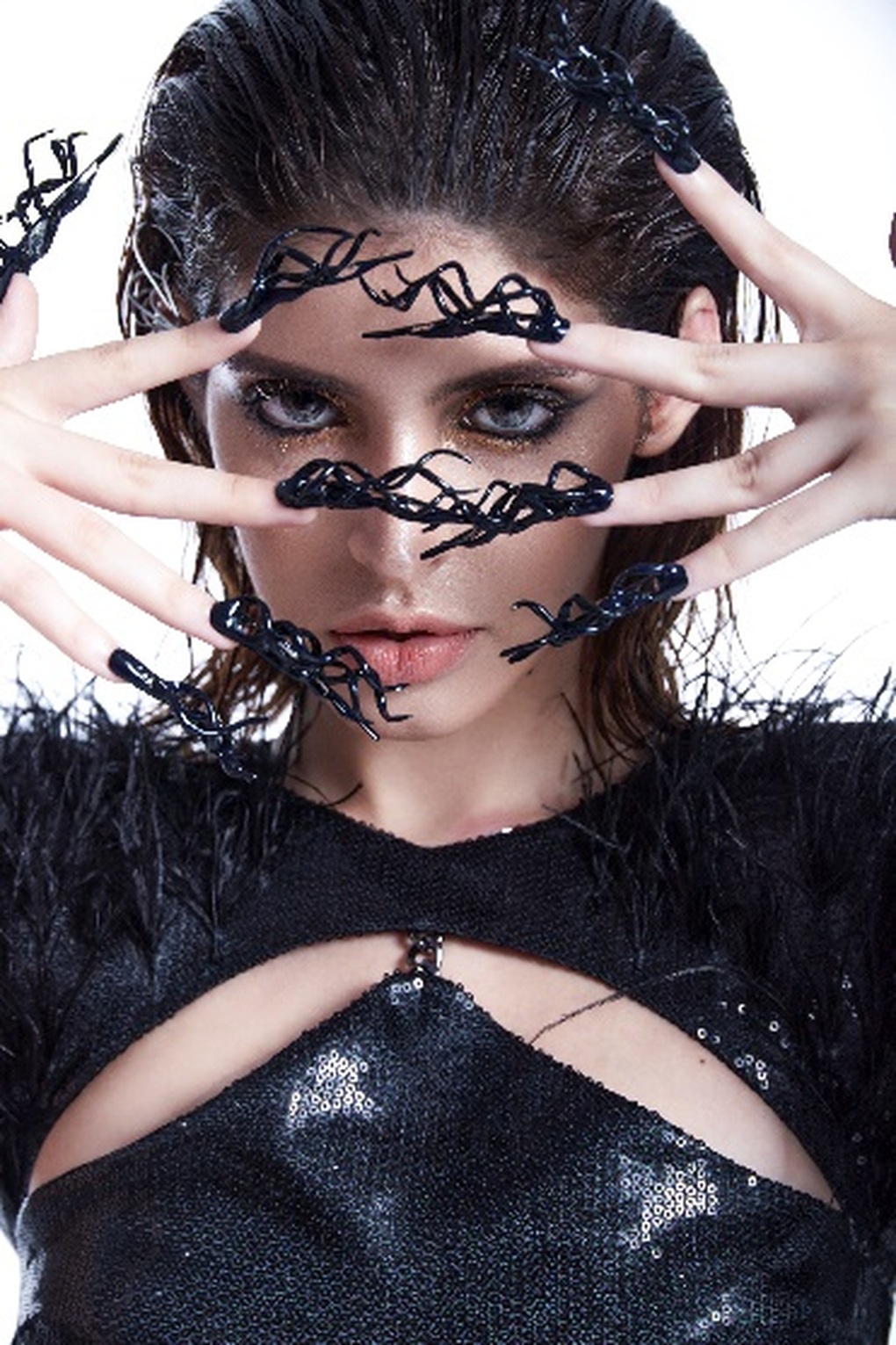 Người mẫu Tây Ban Nha Andrea Aybar cá tính, nóng bỏng khi trở lại showbiz - 10