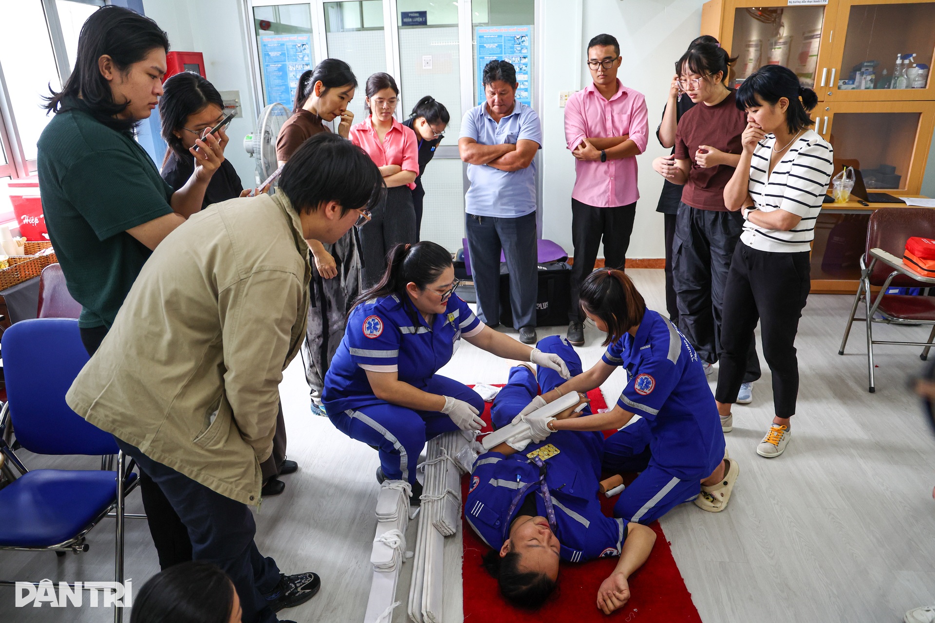 Bên trong lớp học sơ cấp cứu cho người dân tại TPHCM - 2