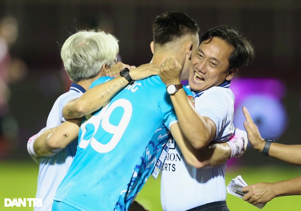 Patrik Lê Giang: Tài năng bậc nhất V-League, chờ được khai phá ở đội tuyển - 3 Patrik Lê Giang: Tài năng bậc nhất V-League, chờ được khai phá ở đội tuyển - 3