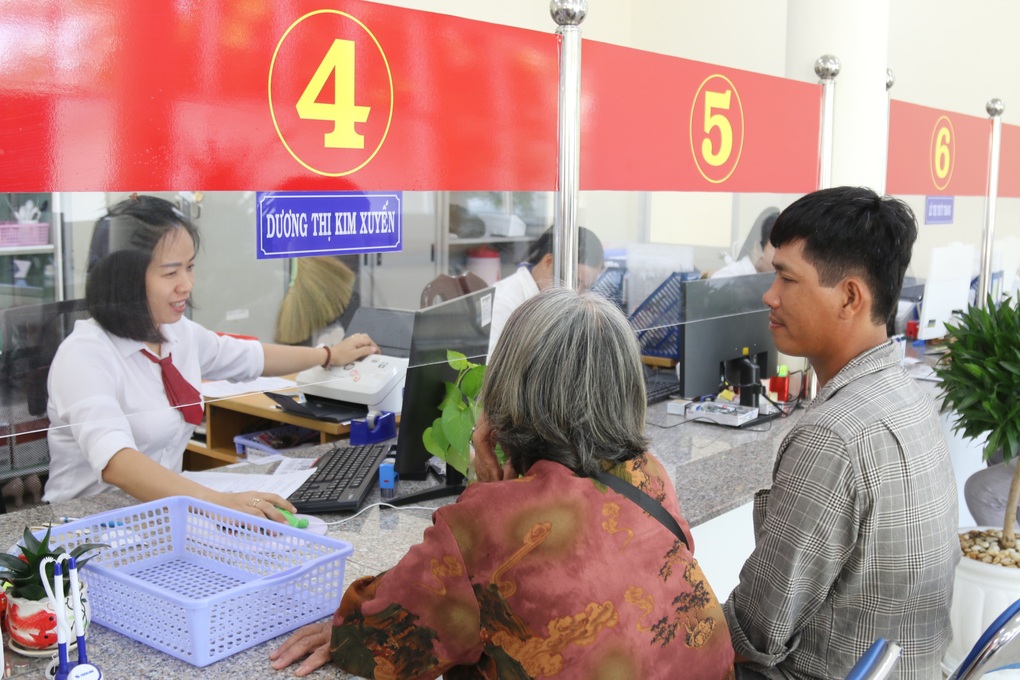 Xã, phường mới “khát” công chức có trình độ kế toán, công nghệ thông tin - 2 Xã, phường mới “khát” công chức có trình độ kế toán, công nghệ thông tin - 2