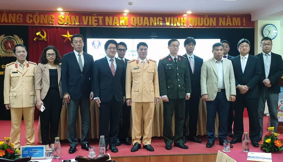 Phát động cuộc thi sáng tác khẩu hiệu “Doraemon với An toàn giao thông” - 2 Phát động cuộc thi sáng tác khẩu hiệu “Doraemon với An toàn giao thông” - 2