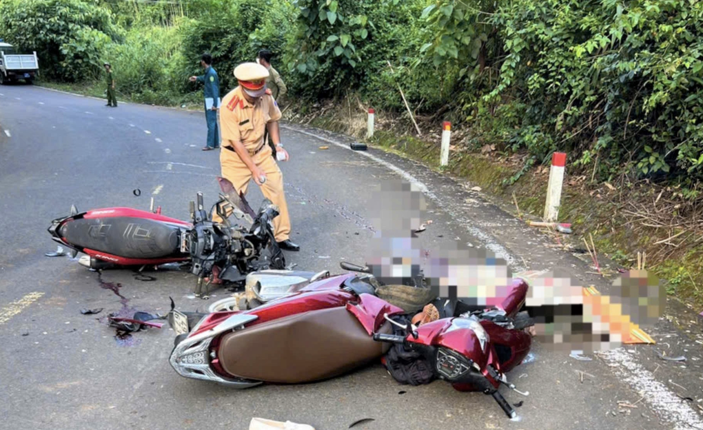 Tài xế lái ô tô bỏ chạy sau khi tông chết người - 1 Tài xế lái ô tô bỏ chạy sau khi tông chết người - 1