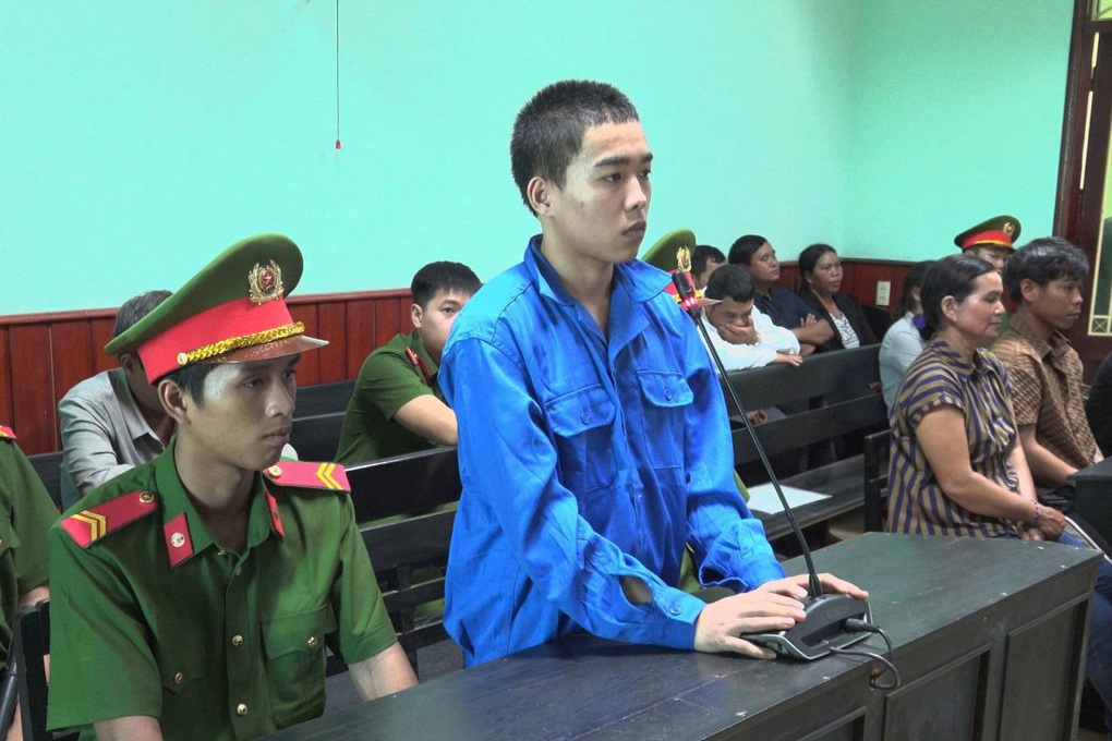 Tuyên án kẻ hiếp dâm, sát hại phụ nữ cho đi nhờ xe ở Gia Lai - 1