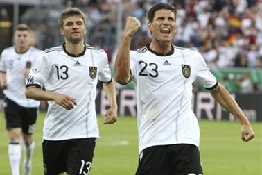 ĐT Đức nghênh chiến TNK với đội hình mạnh nhất