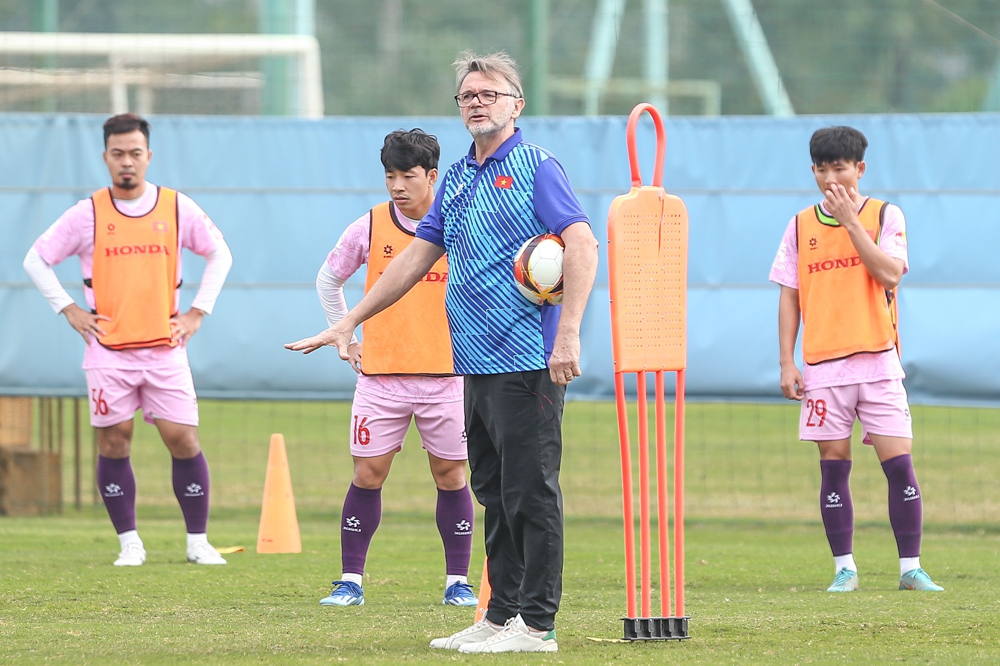 Asian Cup 2023: Vị trí của đội tuyển Việt Nam trên bản đồ bóng đá châu Á - 10 Asian Cup 2023: Vị trí của đội tuyển Việt Nam trên bản đồ bóng đá châu Á - 10