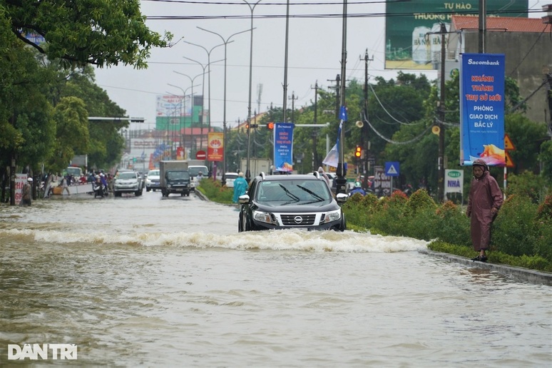 Thời tiết ngày 12/6: Miền Trung mưa lớn