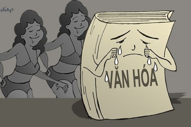 Những hình ảnh lố lăng đã “làm hỏng cốc rượu mừng”