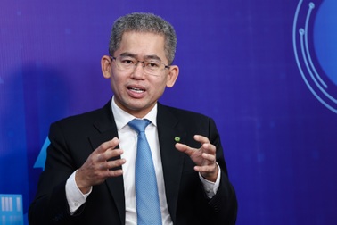 Chuyển đổi số, đừng thấy hàng xóm có cái gì cũng muốn bê hết về mình