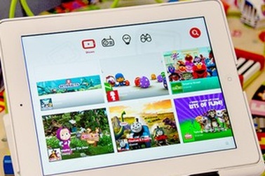 Youtube Kids bị cáo buộc “lợi dụng” trẻ em