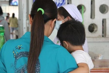 "Đừng để vì vài phân vàng mà mất con nhỏ"