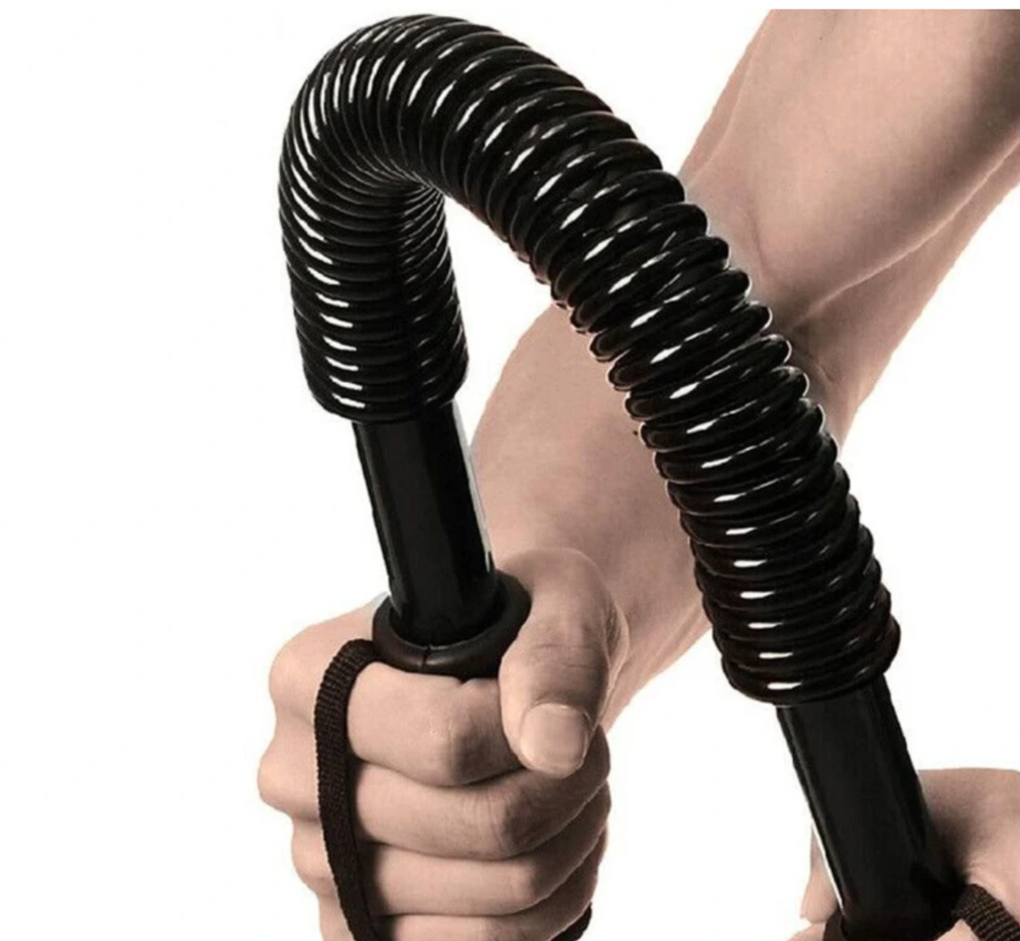Thách đố bẻ đồ long đao, cậu bé 10 tuổi ở Hà Nội gãy mũi - 2 Thách đố bẻ đồ long đao, cậu bé 10 tuổi ở Hà Nội gãy mũi - 2