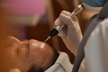 Da khô ráp và nứt nẻ mùa Tết: Bác sĩ da liễu chỉ cách bảo vệ nhan sắc