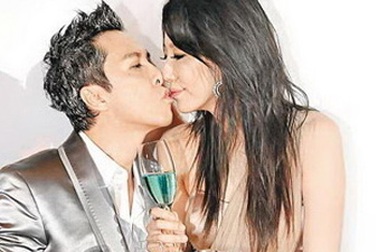 Chân Tử Đơn nịnh vợ bằng thơ tình