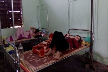 Vụ nhiều người nhập viện sau ăn hải sản mua ở nơi nhiều cá chết: Do món cua hấp