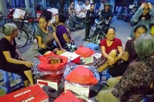 Dân vây công ty bán hàng vì nghi mua phải hàng dỏm