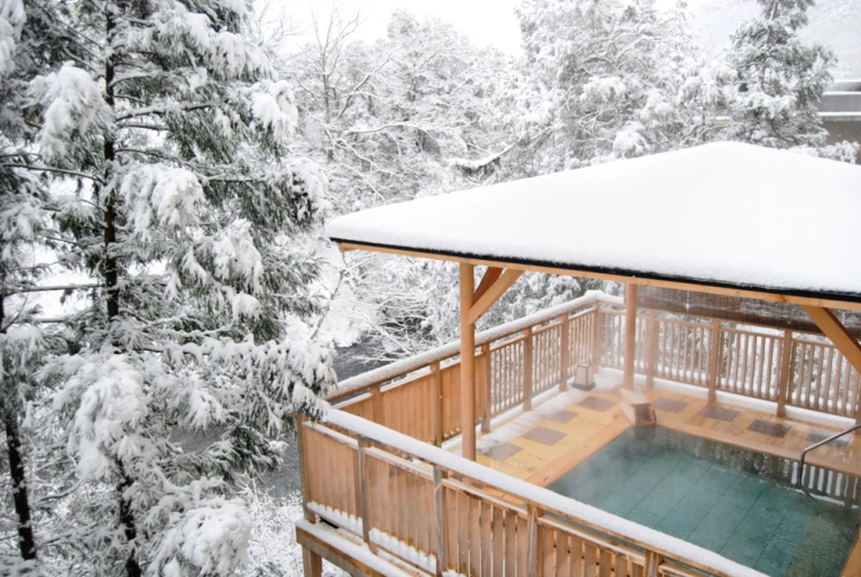Đắp mặt nạ bằng vàng tại onsen tốt nhất Nhật Bản - 2 Đắp mặt nạ bằng vàng tại onsen tốt nhất Nhật Bản - 2