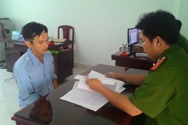 Thiếu nợ, cạy tủ nhà em gái để trộm vàng