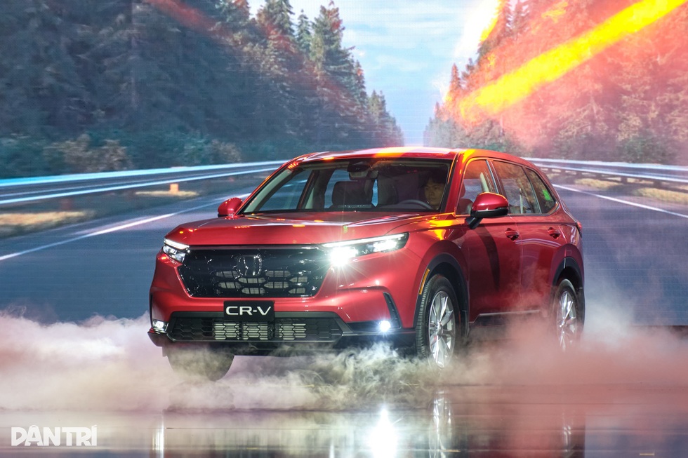 Thấy gì từ sự đi xuống của Xforce, tương lai nào cho Mitsubishi DST 7 chỗ? - 7 Thấy gì từ sự đi xuống của Xforce, tương lai nào cho Mitsubishi DST 7 chỗ? - 7