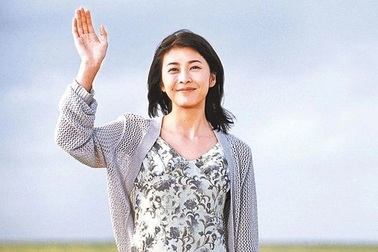 Bình tro cốt của nữ diễn viên quá cố Yuko Takeuchi vẫn chưa được chôn cất