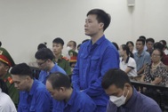 Được công an "mớm" tin, ông chủ MediUSA tiêu hủy chứng cứ xuống sông Hồng