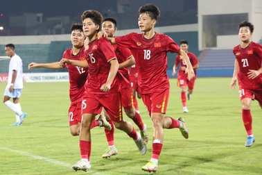 Thắng đậm Đài Loan, U17 Việt Nam tạm vượt lên trên Thái Lan