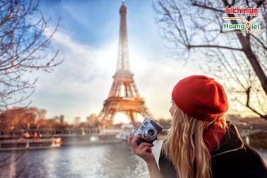 Trải nghiệm châu Âu mùa thu ưu đãi đến 14 triệu đồng
