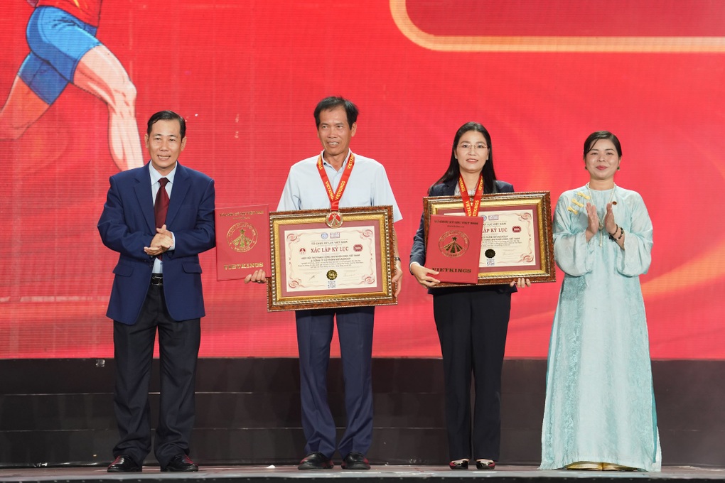 Hơn 10.000 người dự khai mạc Sports Festival 2026 tại Phan Thiết - 2