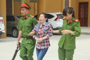 “Lỡ tay” bỏ thuốc chuột vào thức ăn của chồng để… tự tử