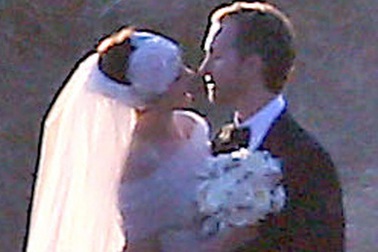 Anne Hathaway đã kết hôn