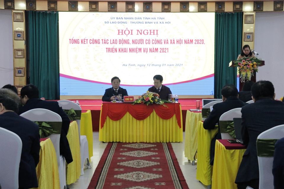Đặt mục tiêu giải quyết việc làm cho 20.000 người trong năm 2021 - 1 Đặt mục tiêu giải quyết việc làm cho 20.000 người trong năm 2021 - 1