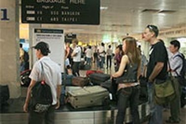 Mất hành lý trên máy bay: Chờ được vạ má đã sưng
