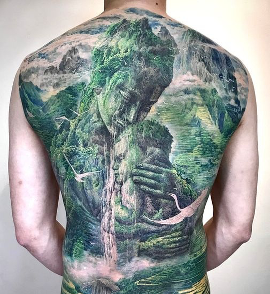 Nghệ sĩ xăm gây chú ý với các tác phẩm sống động trên cơ thể - 4 Nghệ sĩ xăm gây chú ý với các tác phẩm sống động trên cơ thể - 4