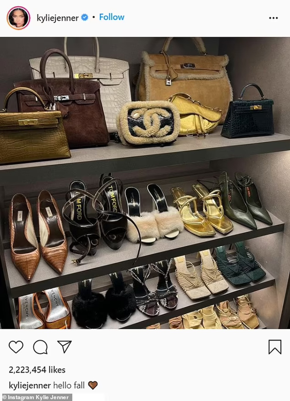 Kylie Jenner chia sẻ hình ảnh tủ hàng hiệu triệu đô - 1 Kylie Jenner chia sẻ hình ảnh tủ hàng hiệu triệu đô - 1