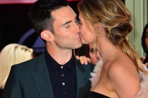 Cùng nóng lòng chờ đón thiên thần nhỏ của các “sao” trong năm 2018