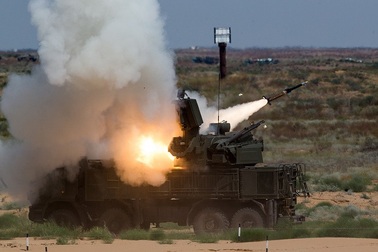 Khoảnh khắc tên lửa Nga diệt máy bay không người lái phiến quân Syria