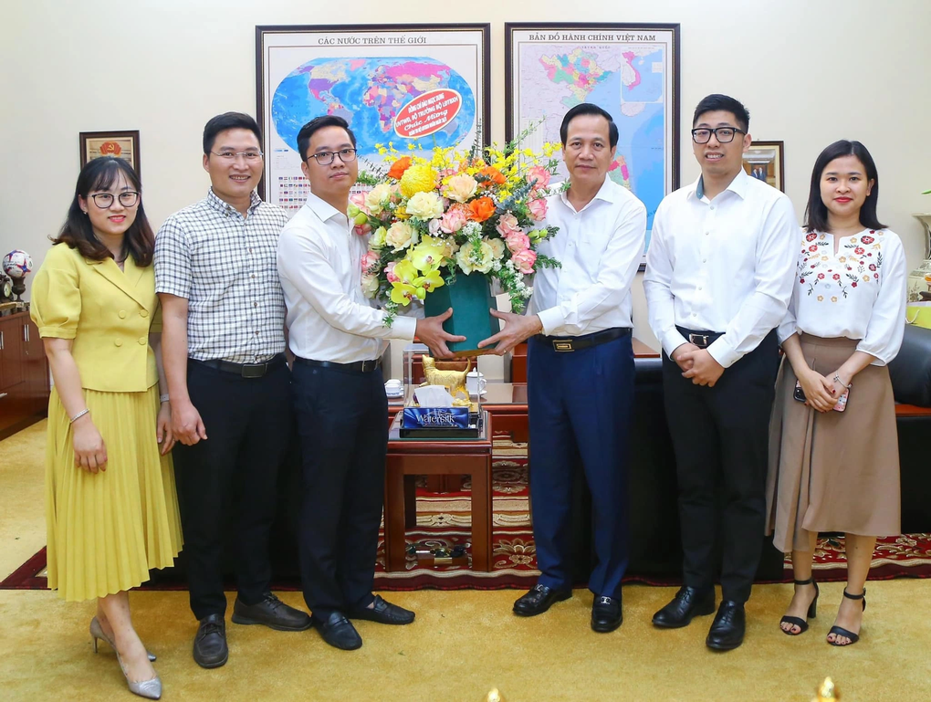 Tháng thanh niên xung kích, vì cộng đồng của tuổi trẻ Bộ LĐ-TBXH - 8 Tháng thanh niên xung kích, vì cộng đồng của tuổi trẻ Bộ LĐ-TBXH - 8