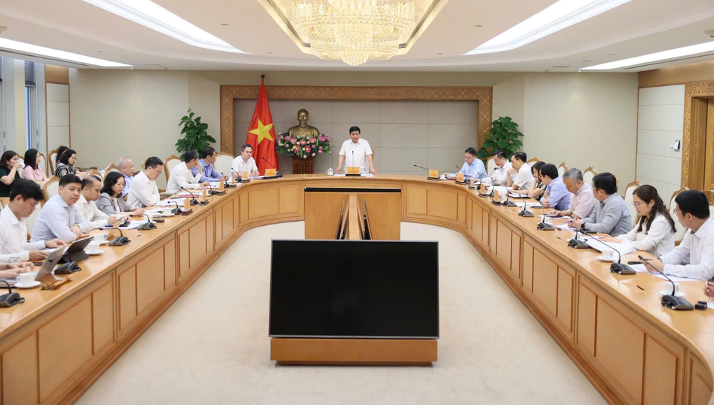 Không để lọt vào cấp ủy người có tham vọng quyền lực, vi phạm kỷ luật - 1 Không để lọt vào cấp ủy người có tham vọng quyền lực, vi phạm kỷ luật - 1