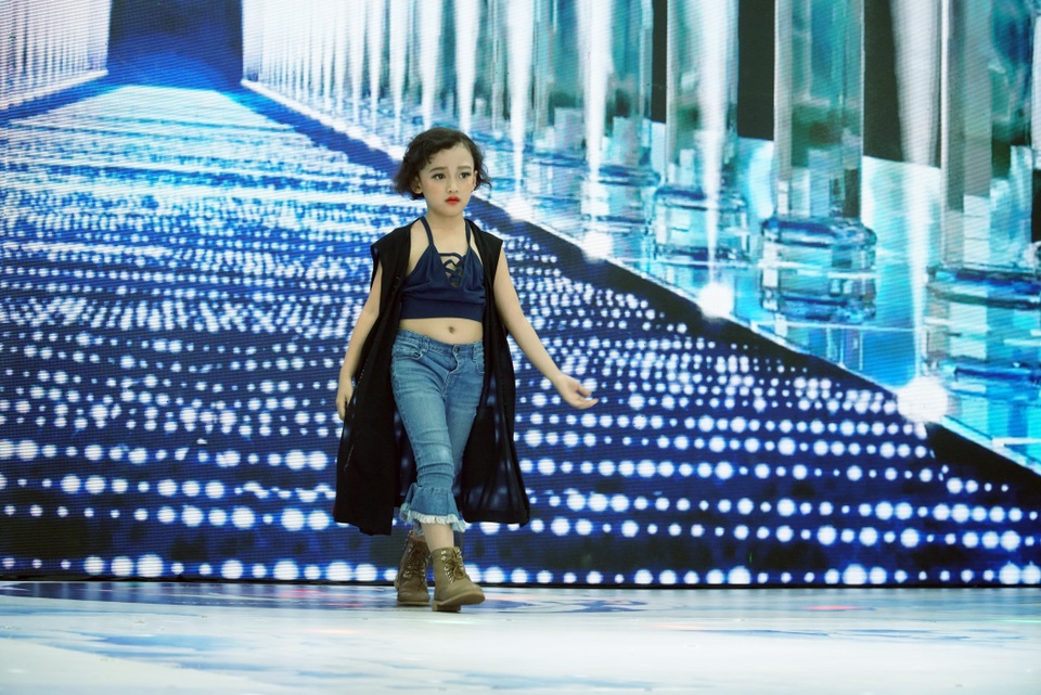 Nguyễn Huy Việt giành ngôi Quán quân mẫu nhí Model kid Vietnam 2019 - 6 Nguyễn Huy Việt giành ngôi Quán quân mẫu nhí Model kid Vietnam 2019 - 6