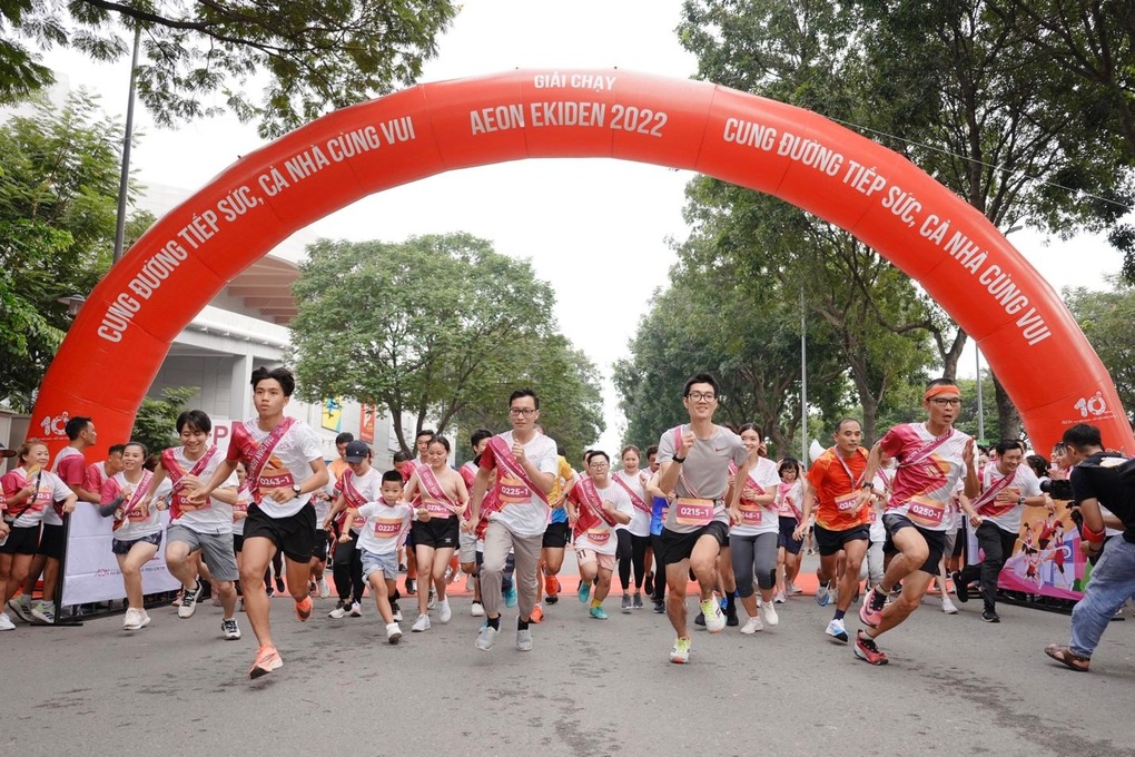 Chặng cuối AEON Ekiden 2022 đã diễn ra tại TPHCM - 2 Chặng cuối AEON Ekiden 2022 đã diễn ra tại TPHCM - 2
