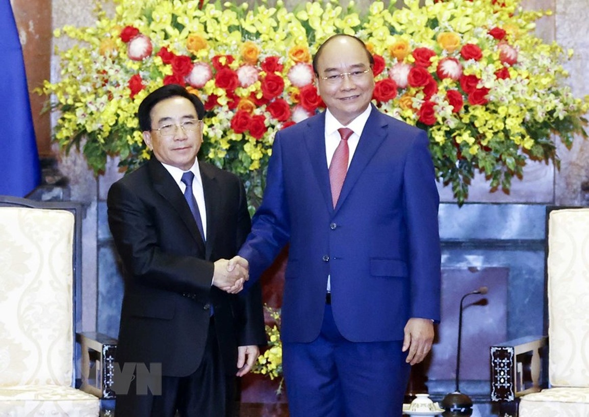Chủ tịch nước Nguyễn Xuân Phúc tiếp Thủ tướng Lào Phankham Viphavanh - 1 Chủ tịch nước Nguyễn Xuân Phúc tiếp Thủ tướng Lào Phankham Viphavanh - 1