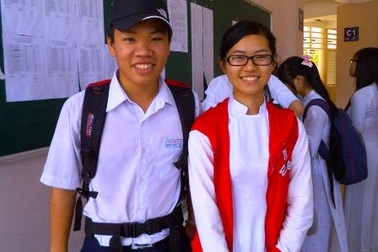 Độc đáo cậu học trò giỏi Toán, mê thơ