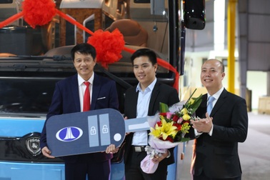 "Khách sạn di động" HAECO Limousine thứ 150 và dấu ấn Vinamotor