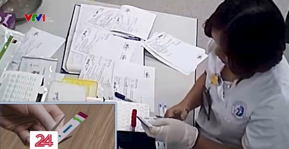 Hàng nghìn que thử HIV, viêm gan B bị cắt đôi trước khi tiến hành xét nghiệm - 2 Hàng nghìn que thử HIV, viêm gan B bị cắt đôi trước khi tiến hành xét nghiệm - 2