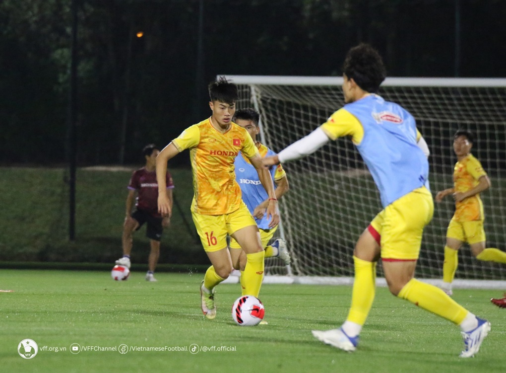 U23 Việt Nam đón tin vui, quyết ghi bàn vào lưới Kyrgyzstan - 4 U23 Việt Nam đón tin vui, quyết ghi bàn vào lưới Kyrgyzstan - 4