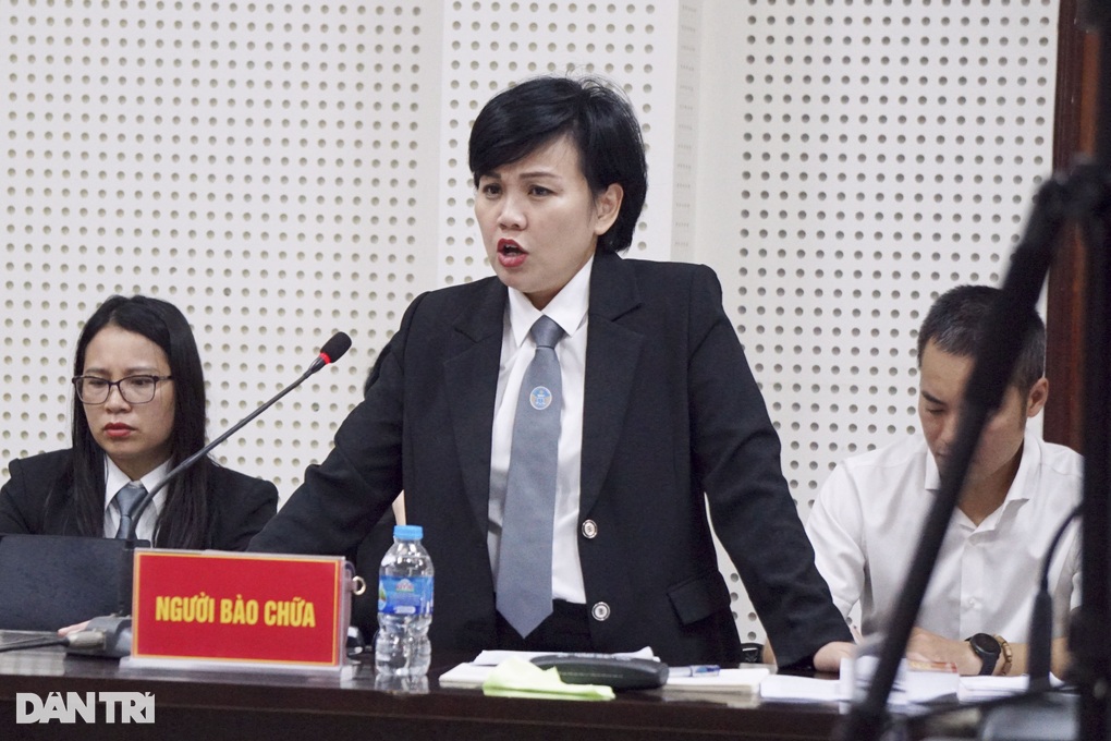 Tranh luận về mức án đề nghị với bị cáo Đỗ Hữu Ca - 2 Tranh luận về mức án đề nghị với bị cáo Đỗ Hữu Ca - 2
